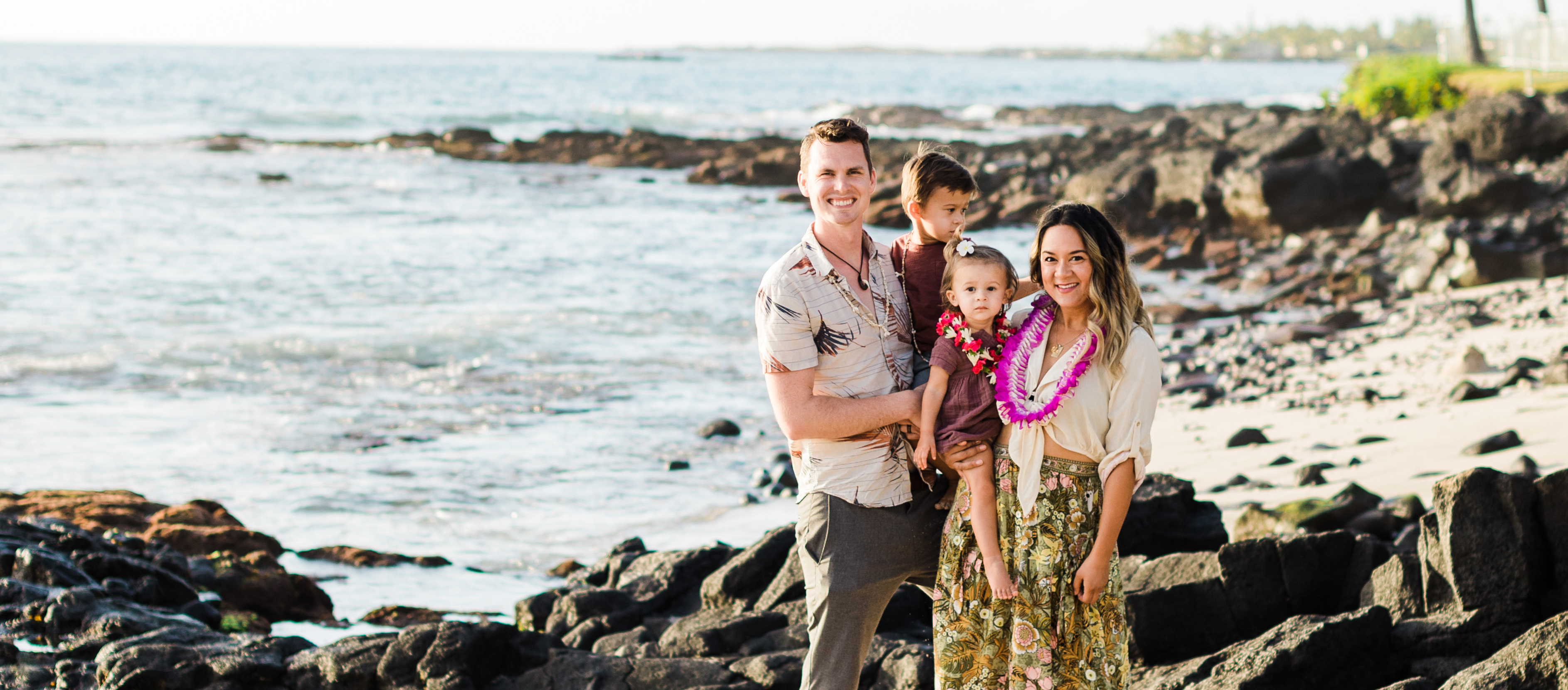Family vacation photosession on Hawaii